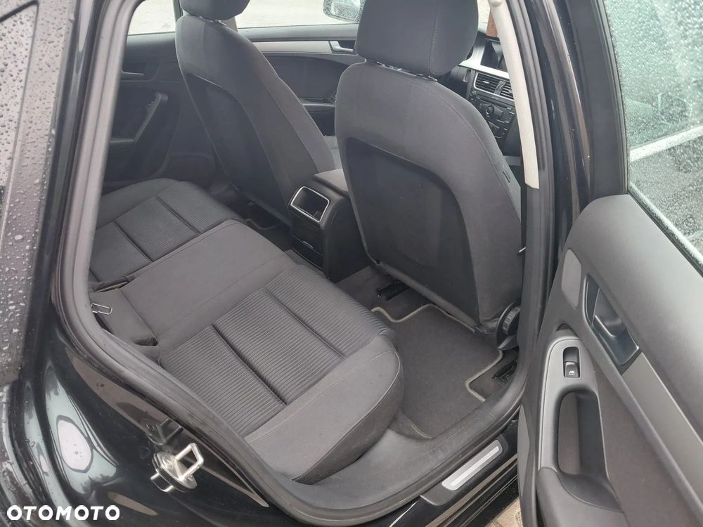 Audi A4 Limousine - 15