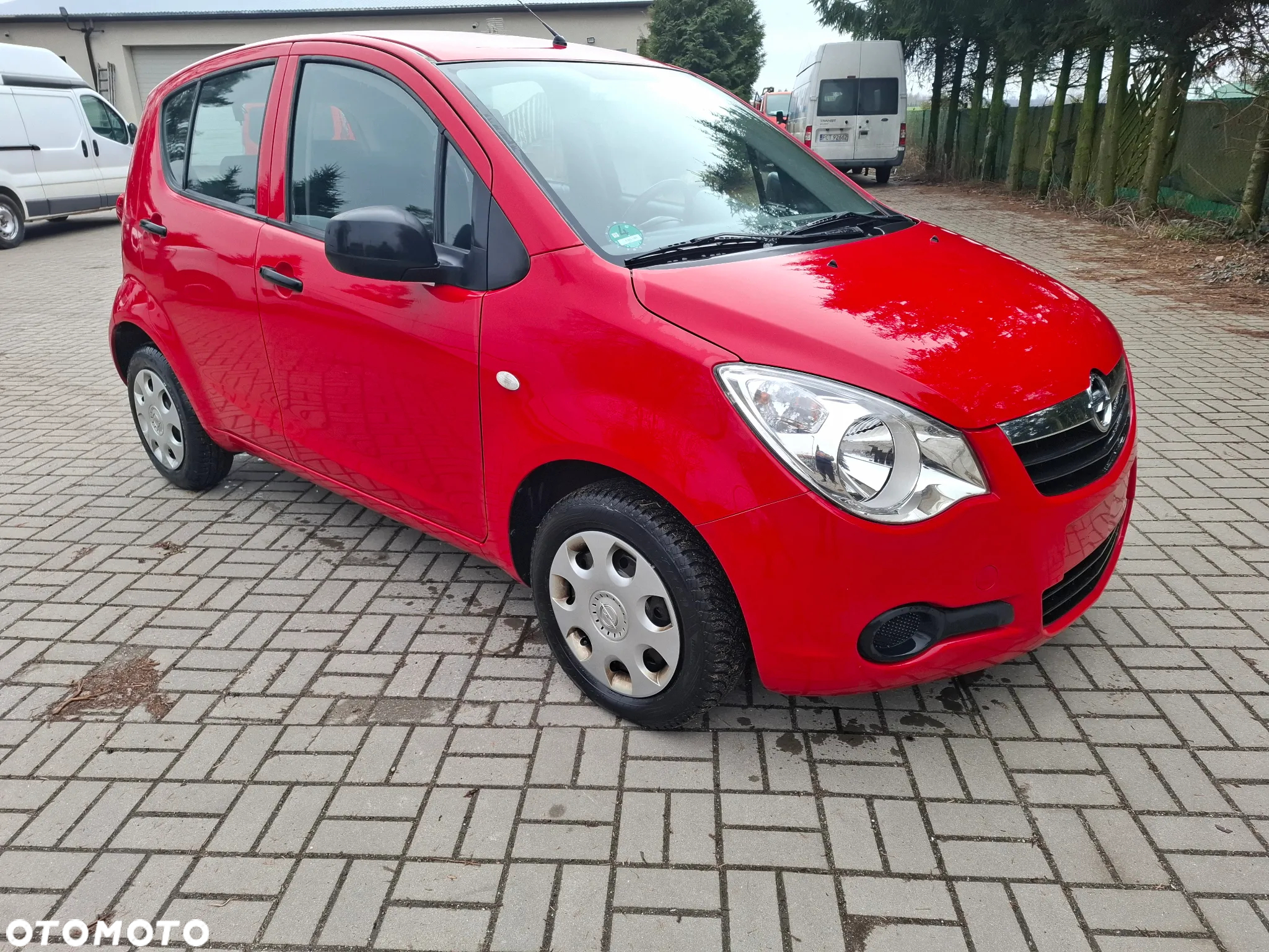 Opel Agila 1.0 - 3