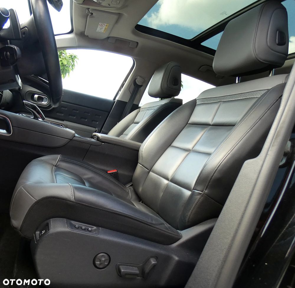 Citroën C5 Aircross 1.6 PHEV Shine EAT8 - 24