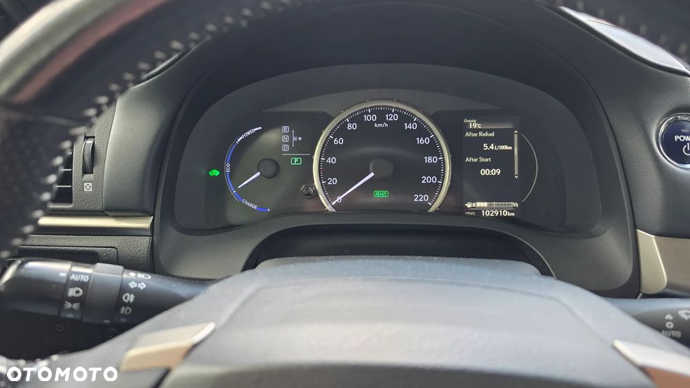 Lexus CT 200h F Sport Edition - 2