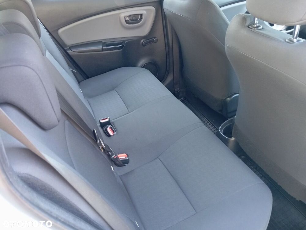 Toyota Yaris 1.0 Active - 13