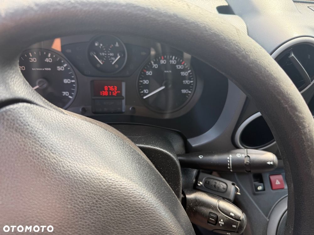Peugeot Partner - 9