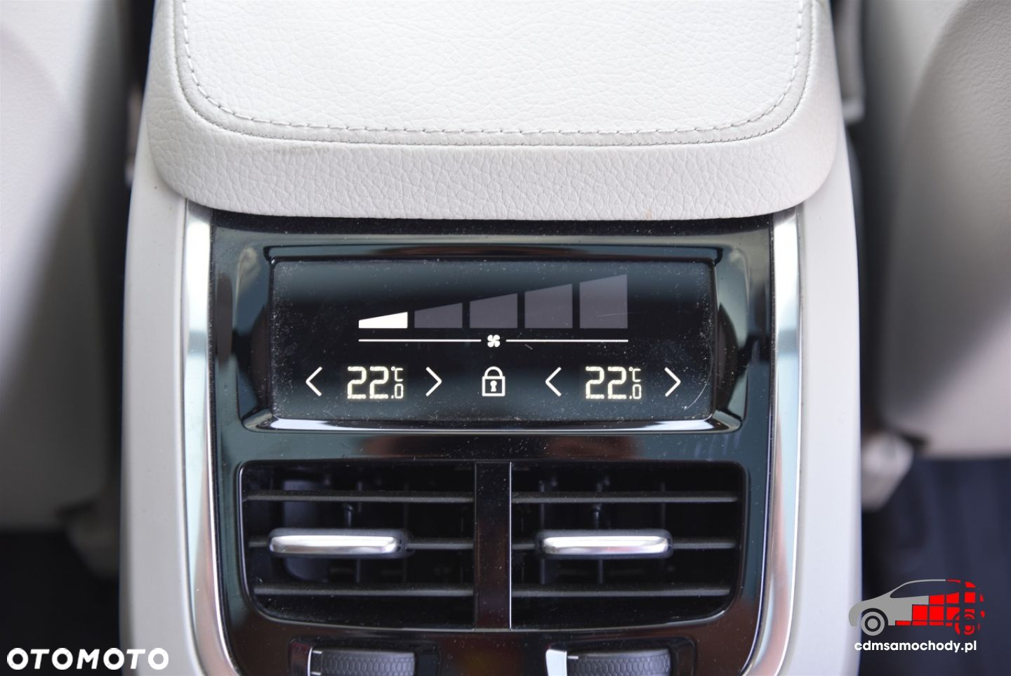 Volvo XC 90 - 23