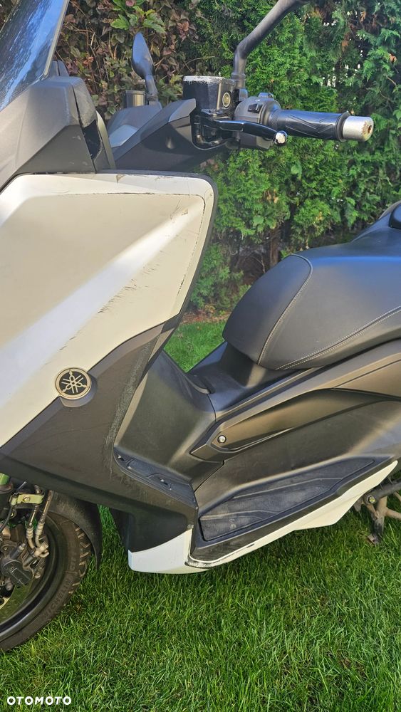 Yamaha X-max - 7