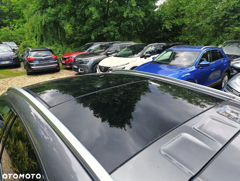 Mercedes-Benz GLA 180 Urban - 16