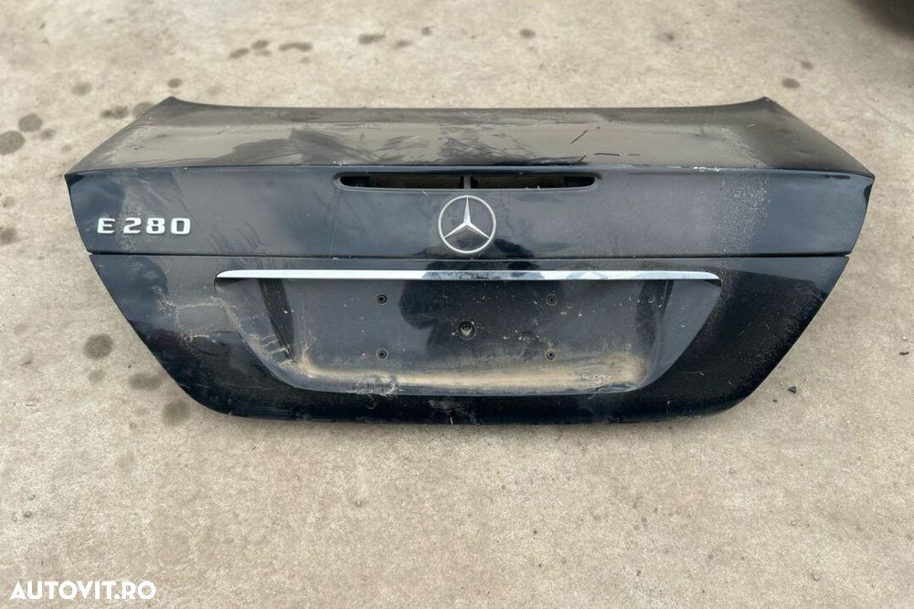 CAPOTA PORTBAGAJ Mercedes-Benz E-Class (W211) - AN : 2003–2009