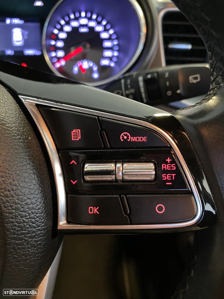 Kia Ceed 1.0 T-GDI 120 OPF Nightline Edition - 30