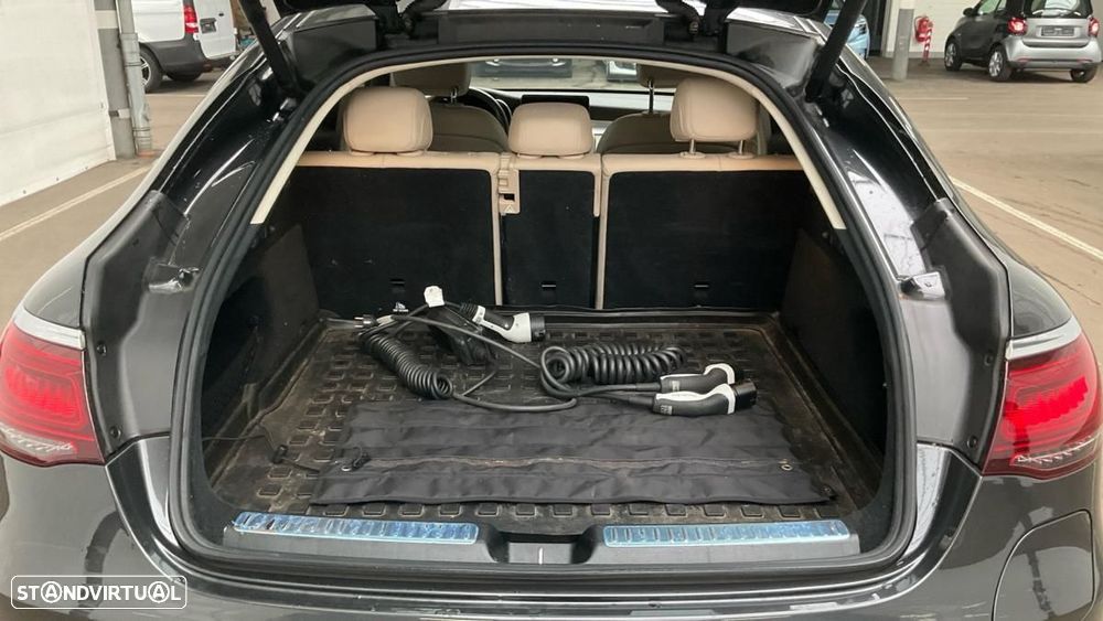 Mercedes-Benz GLC 300 e Coupé 4Matic - 9