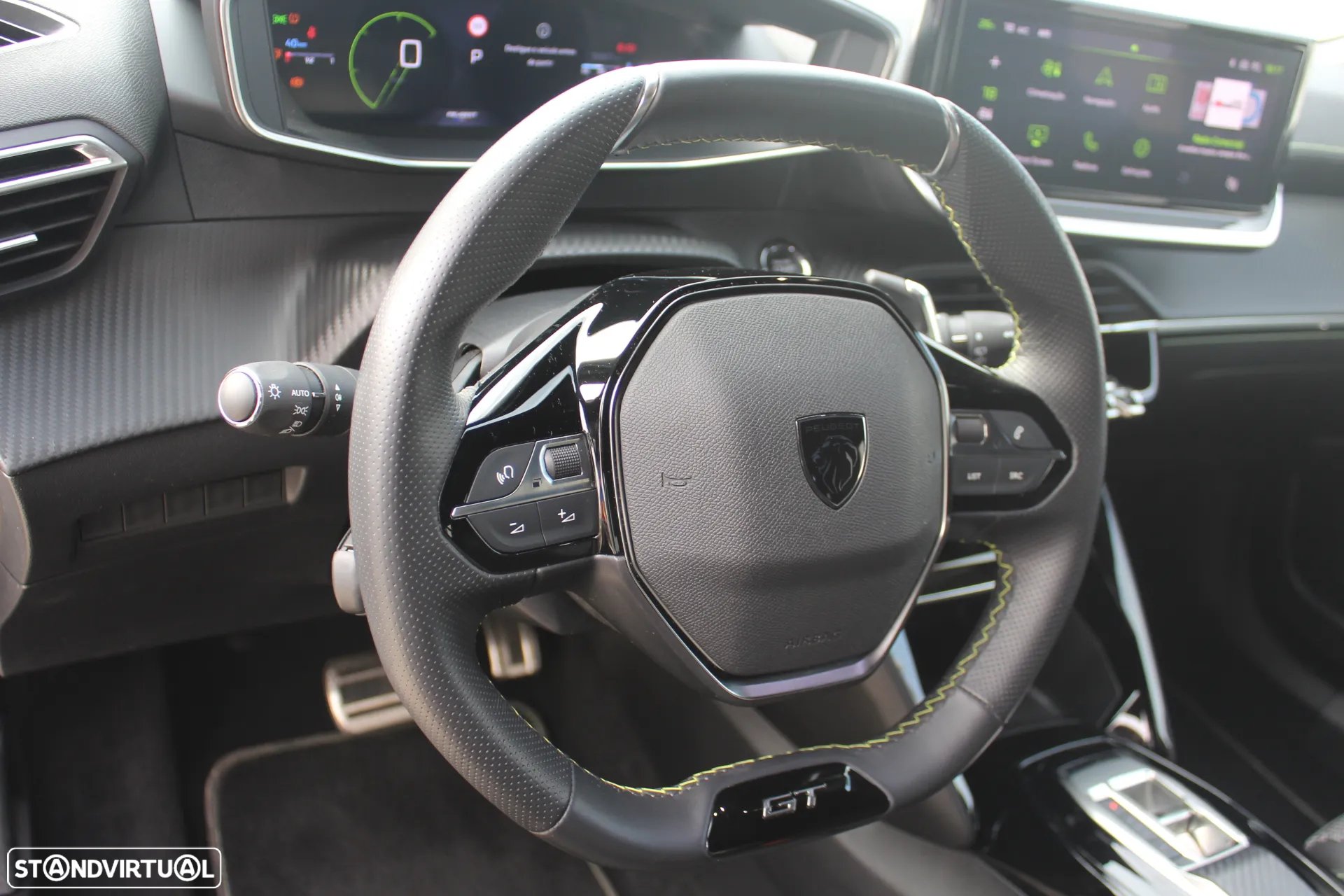 Peugeot 2008 1.2 PureTech GT EAT8 - 27