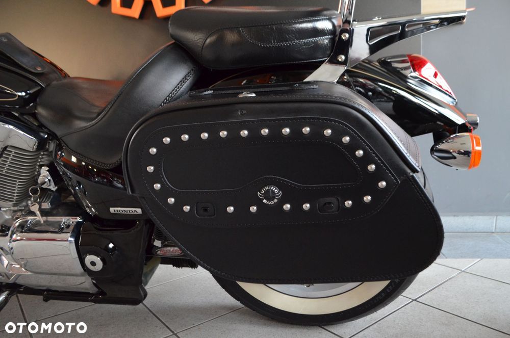 Honda VTX - 27