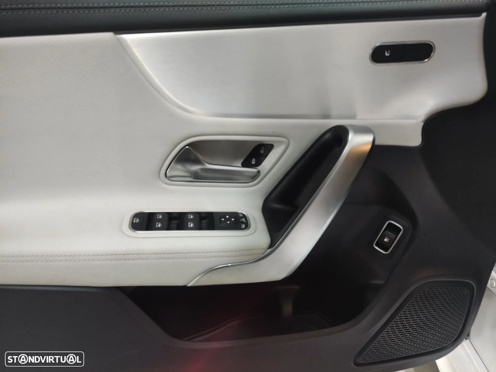 Mercedes-Benz CLA 250 e Shooting Brake AMG Line - 10