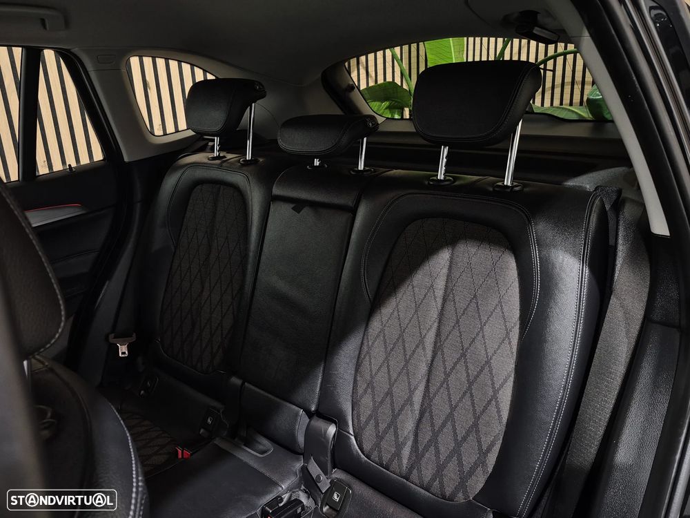 BMW X1 16 d sDrive Line xLine - 17