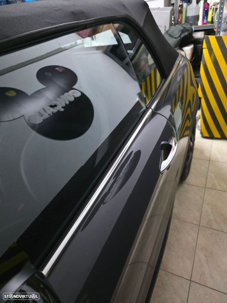 MINI Cabrio John Cooper Works Plus Auto Desportiva - 3