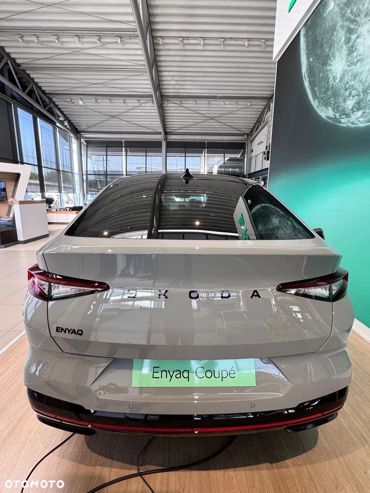 Skoda Enyaq RS 82kWh - 11