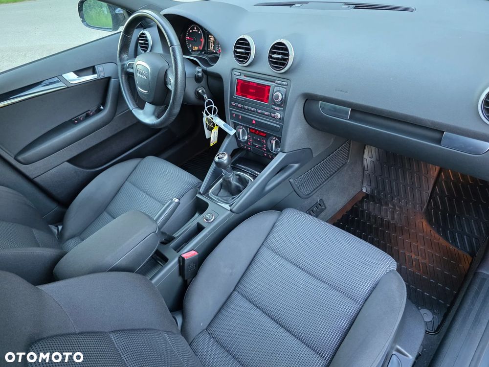 Audi A3 Sportback 2.0 TDI DPF S line Sportpaket - 25