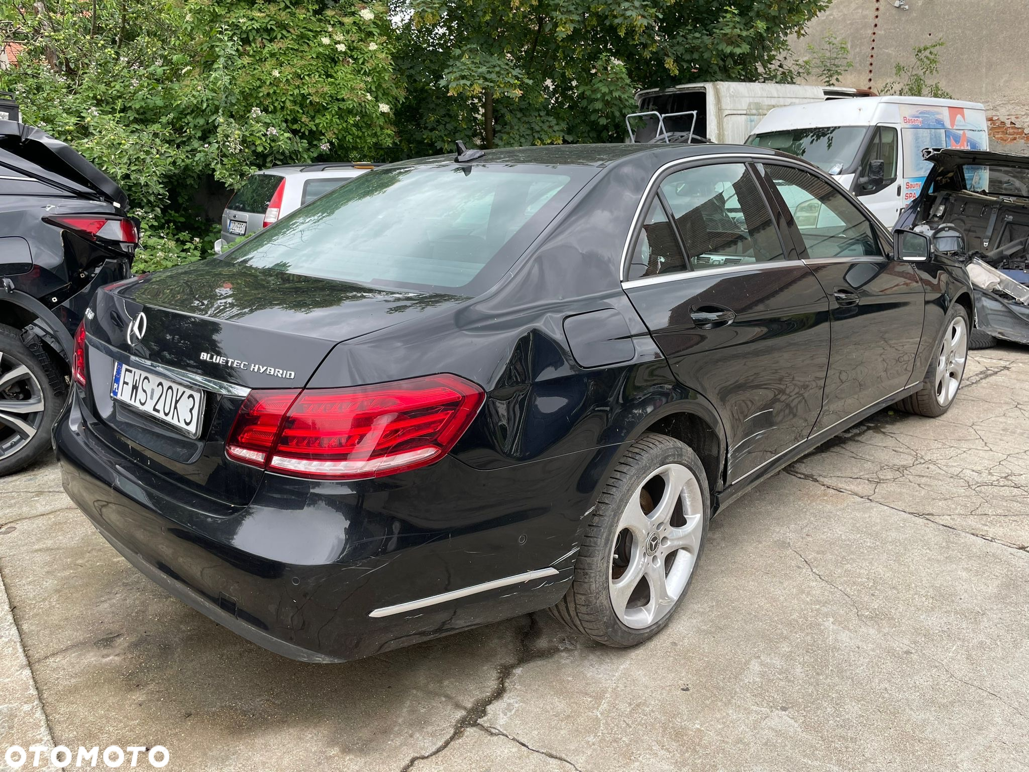 Mercedes-Benz Klasa E 300 BlueTEC Hybrid Avantgarde - 4