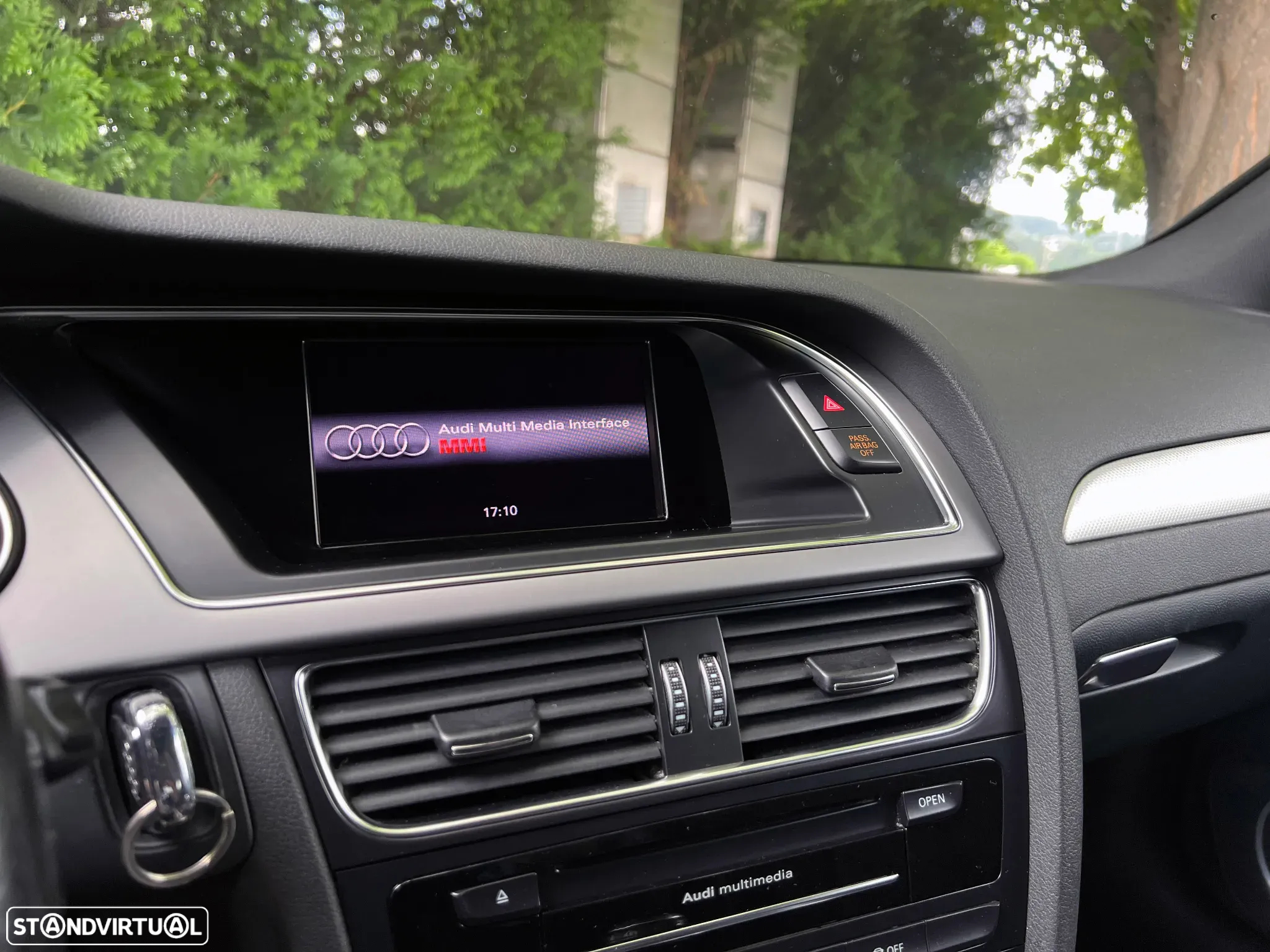 Audi A4 Avant 2.0 TDI S-line - 32