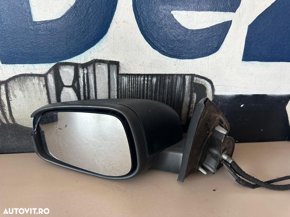 Oglinda stanga cu carcasa fisurata Volvo S60 2005-2006 30634065