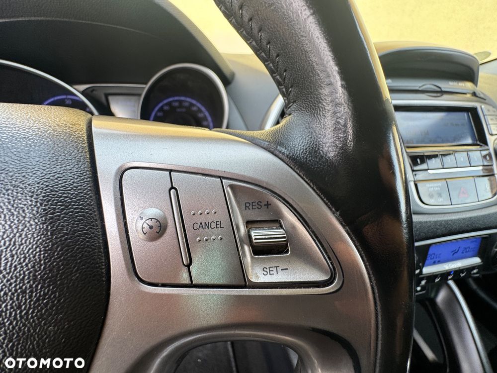 Hyundai ix35 1.7 CRDi Premium 2WD - 18