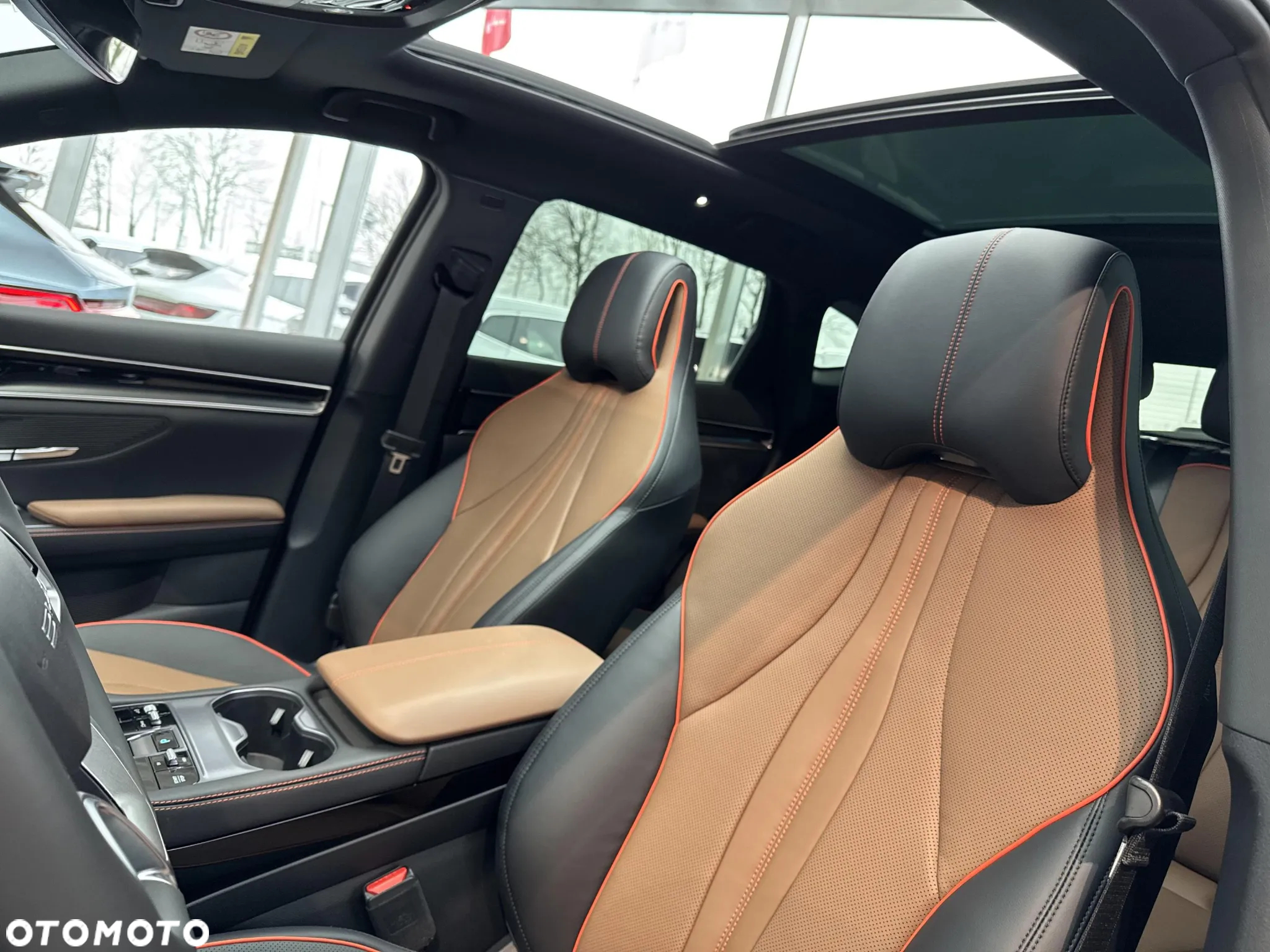 BYD Seal U 1.5T DM-i Design AWD - 11