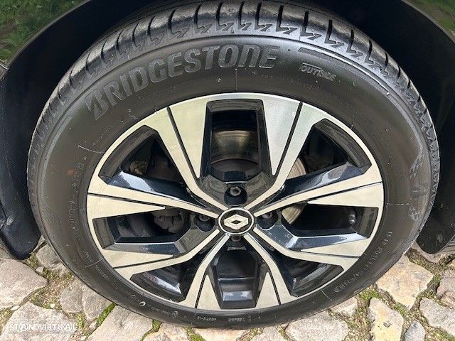 Renault Clio 1.0 TCe Evolution - 24