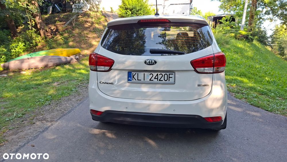 Kia Carens 1.7 CRDi XL 7os - 36
