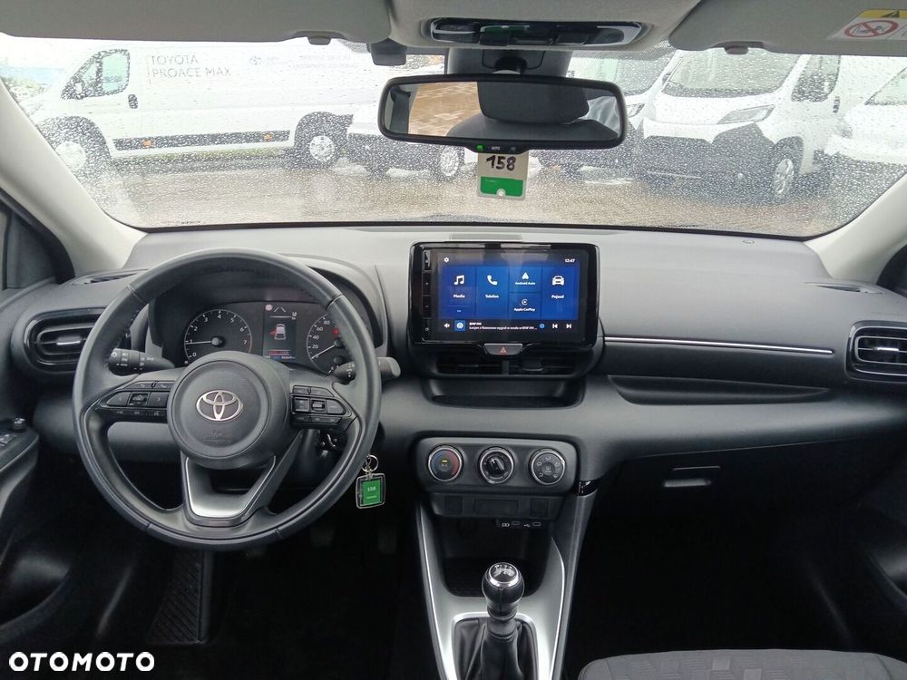 Toyota Yaris 1.5 Comfort - 2