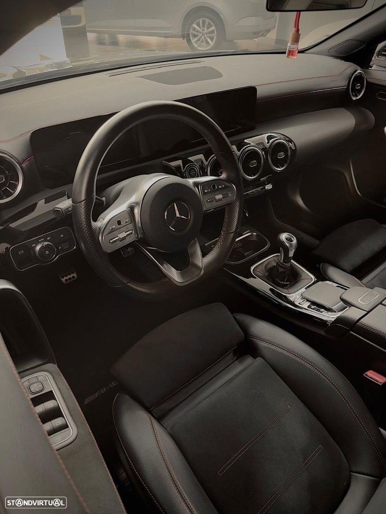 Mercedes-Benz CLA 180 d Shooting Brake AMG Line - 11