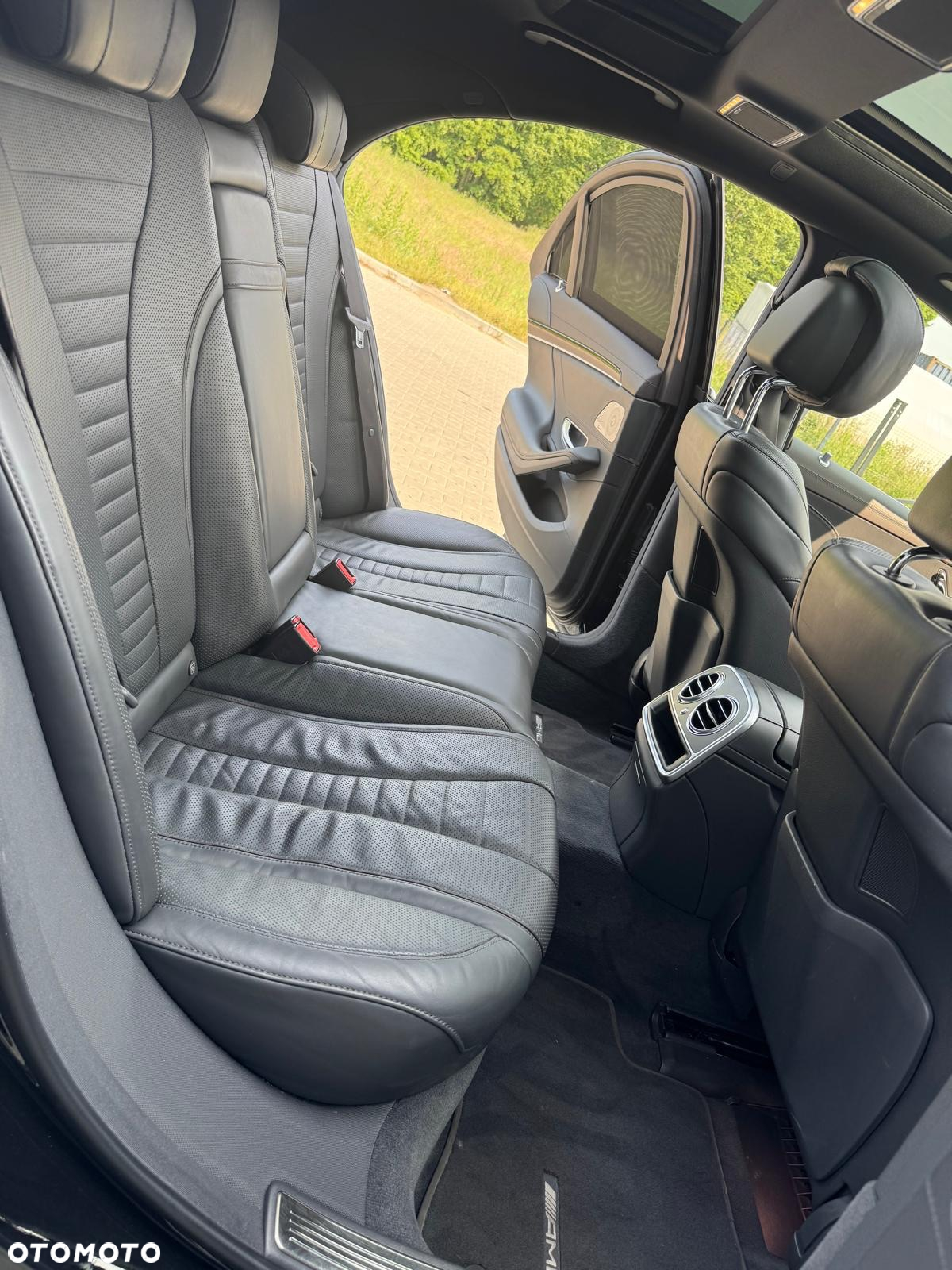 Mercedes-Benz Klasa S 560 4-Matic 9G-TRONIC - 17