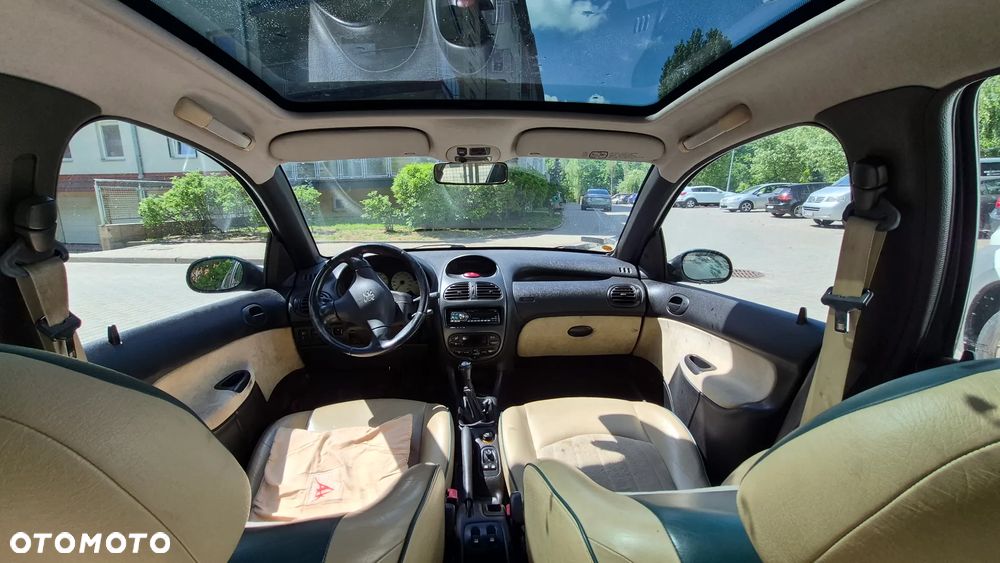 Peugeot 206 - 1