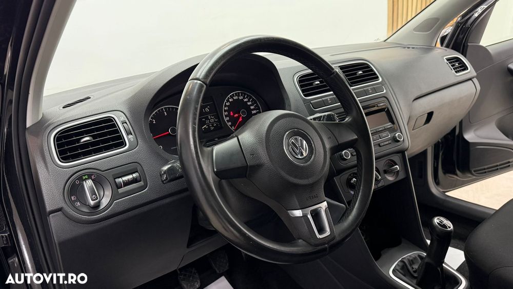 Volkswagen Polo - 21