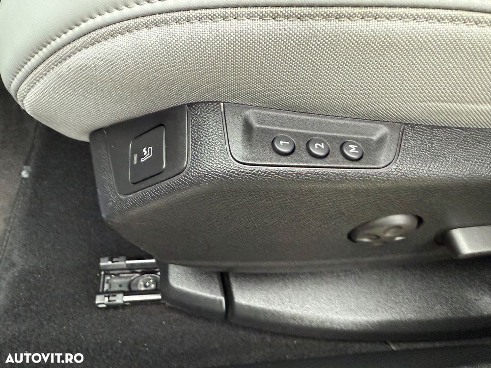 Peugeot 3008 PureTech 130 Stop & Start GPF EAT8 GT - 17