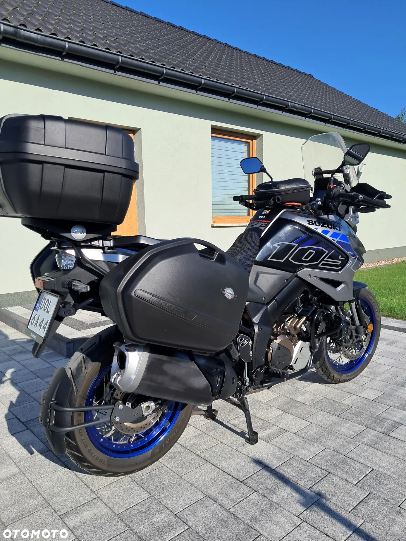 Suzuki V-STROM - 5