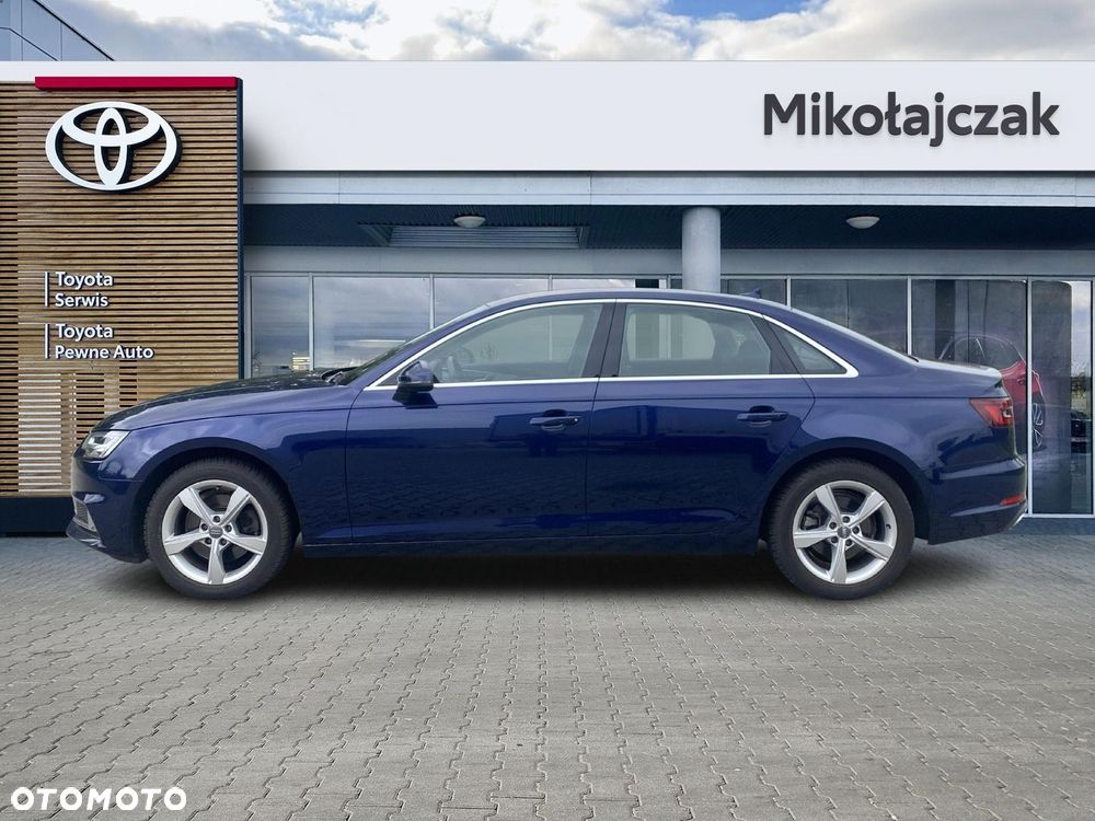 Audi A4 Limousine - 10