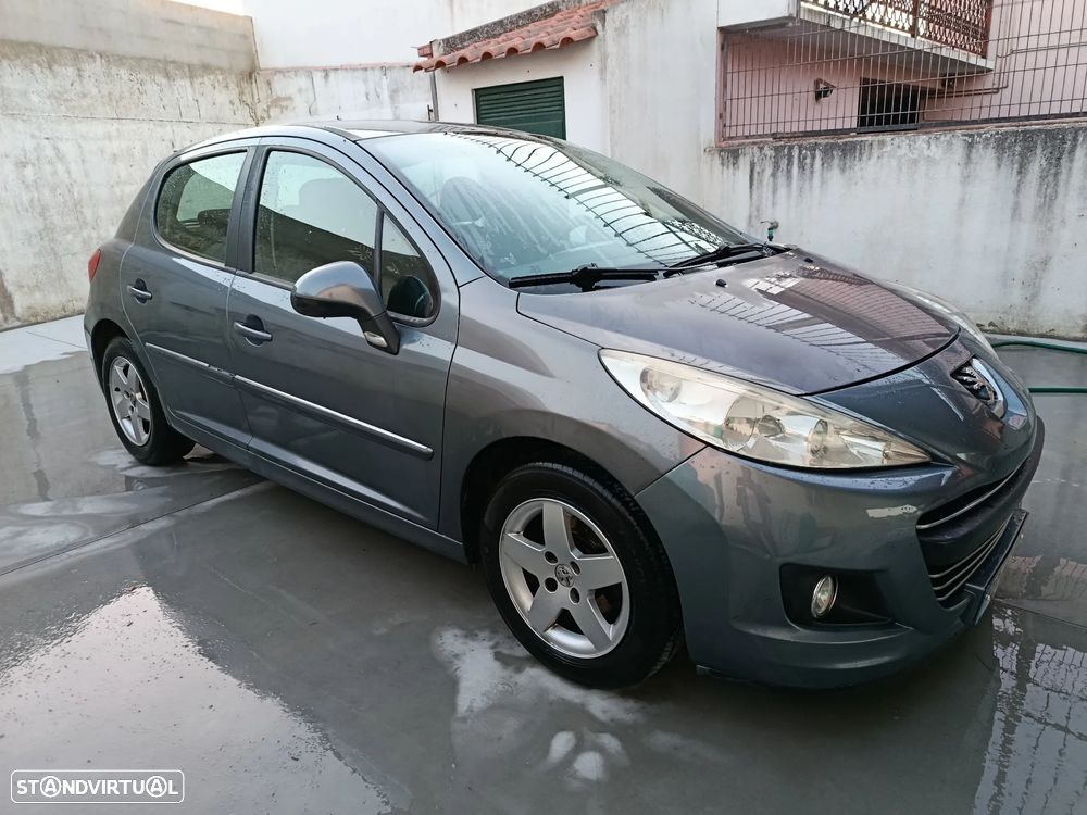 Peugeot 207 1.4 HDi Urban - 3
