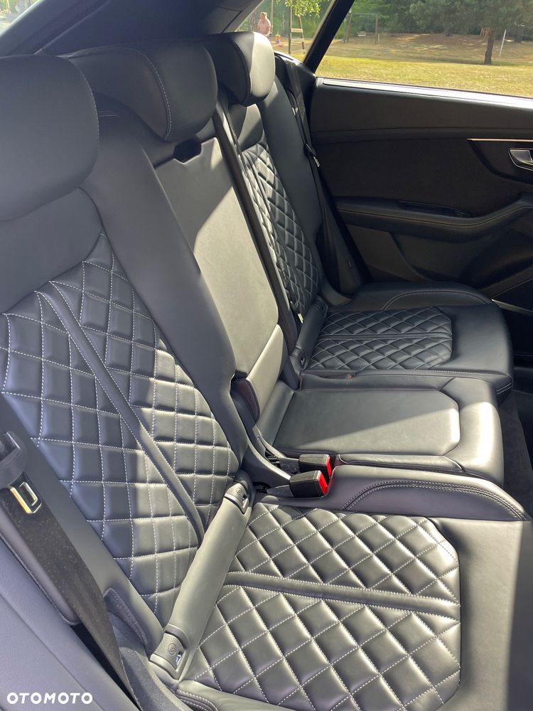 Audi Q8 55 TFSI mHEV Quattro Tiptronic - 8