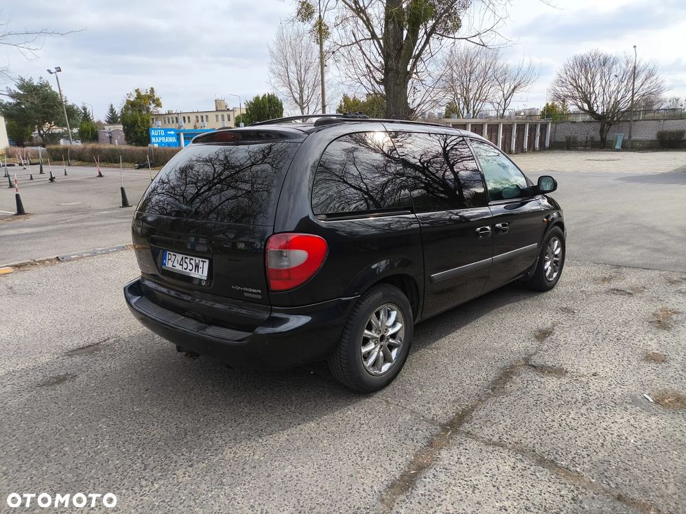 Chrysler Grand Voyager 2.8 CRD LX - 4