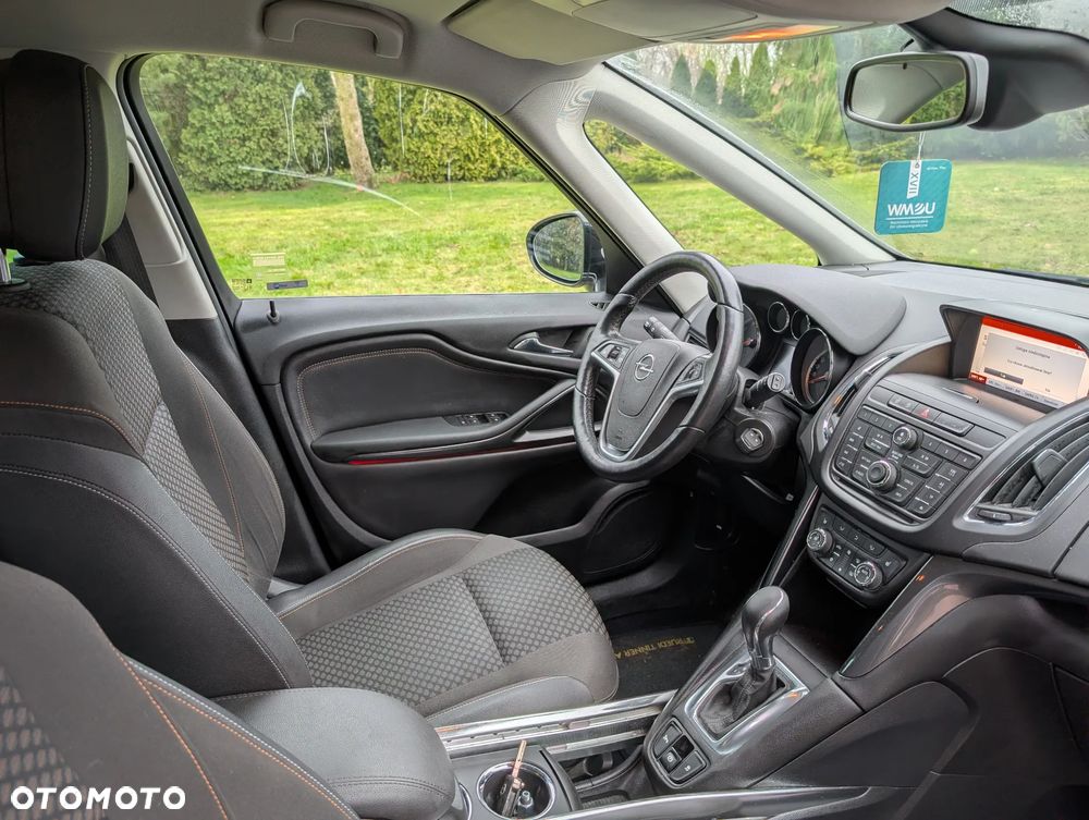 Opel Zafira 1.4 T Cosmo EU6 - 14