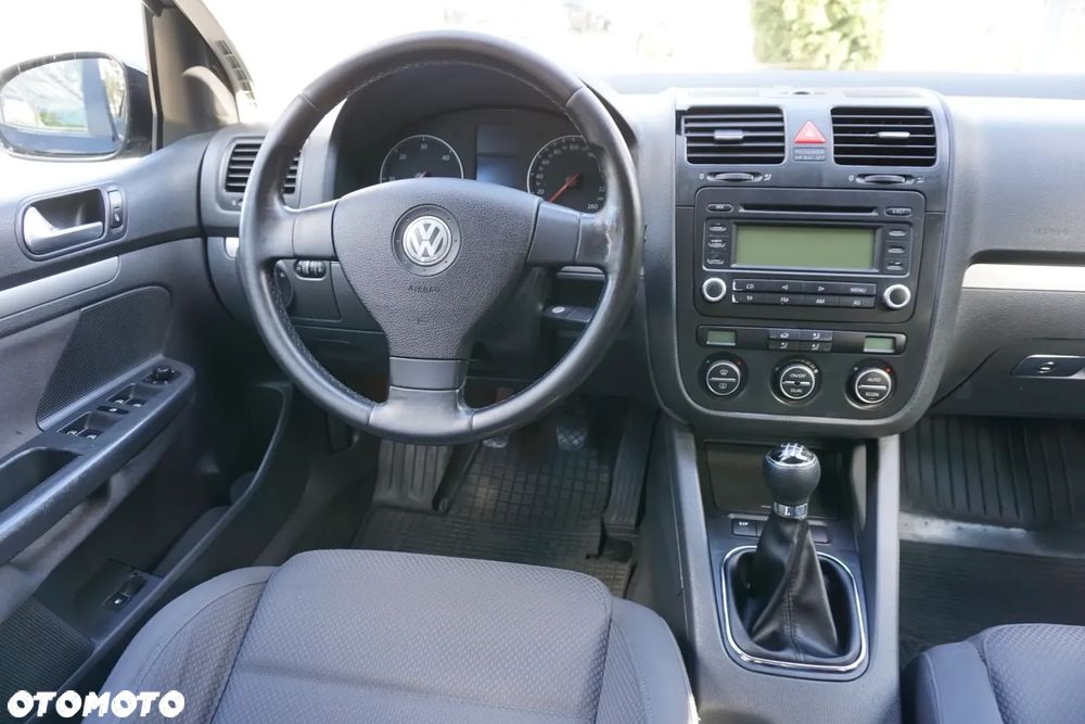 Volkswagen Golf - 13