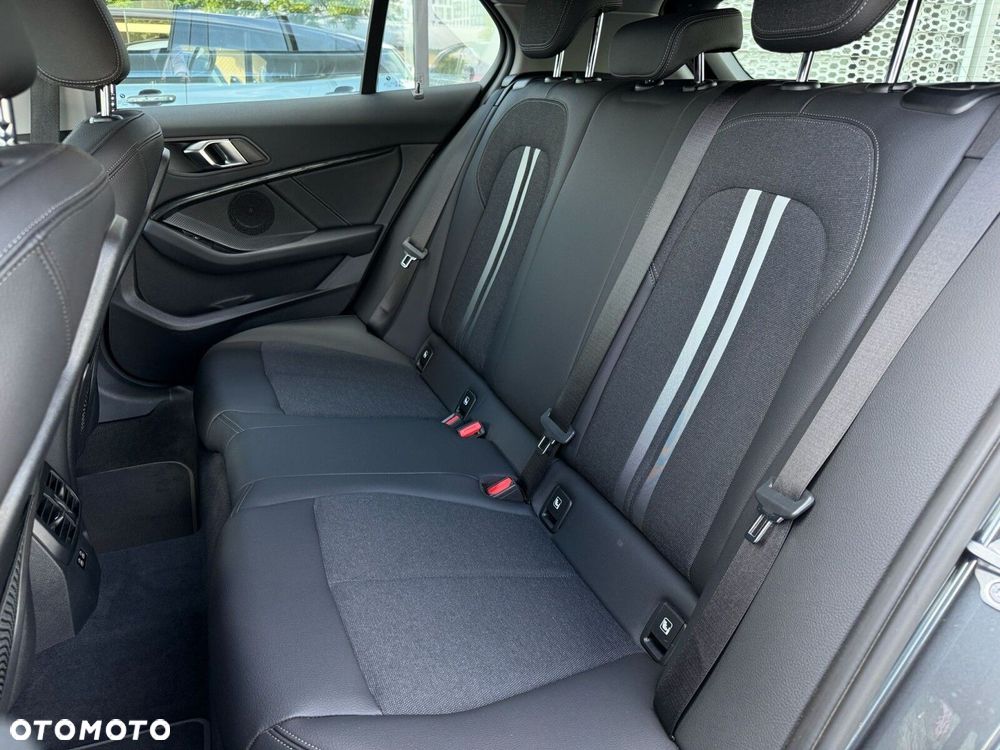BMW Seria 1 - 19