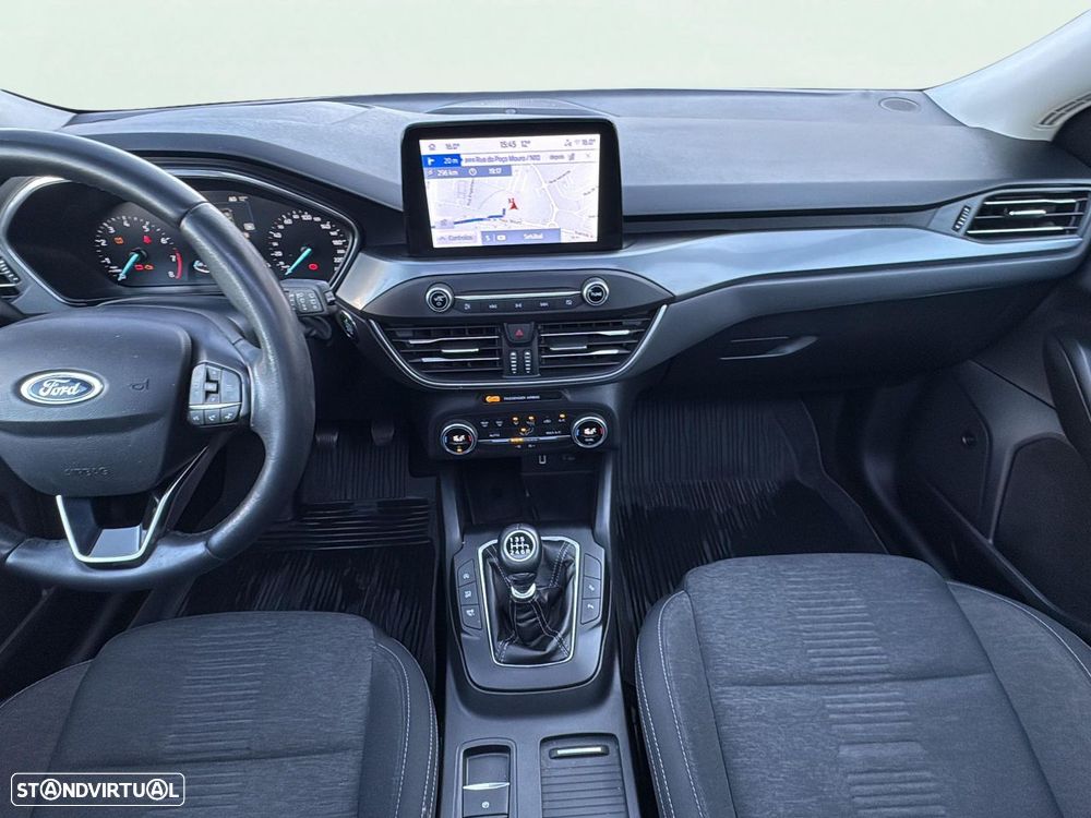 Ford Focus 1.0 EcoBoost Active X - 13