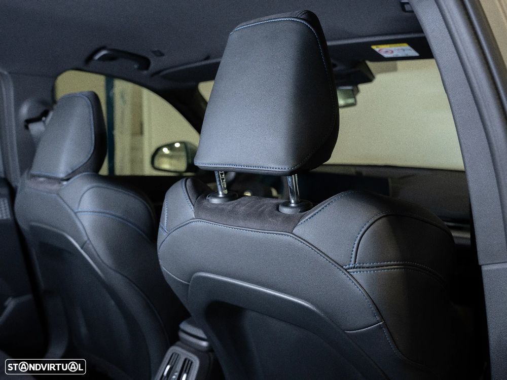 BMW iX1 eDrive20 Pack Desportivo M - 26