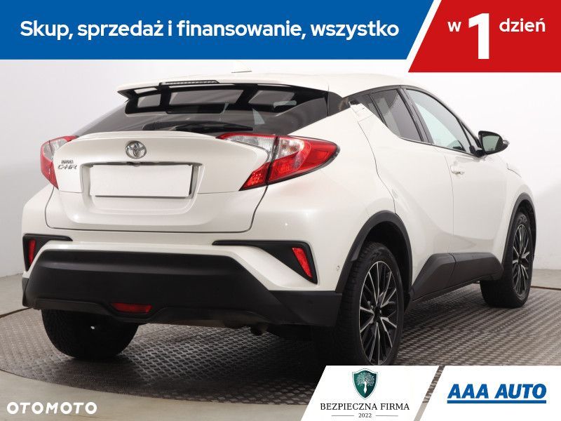 Toyota C-HR - 7