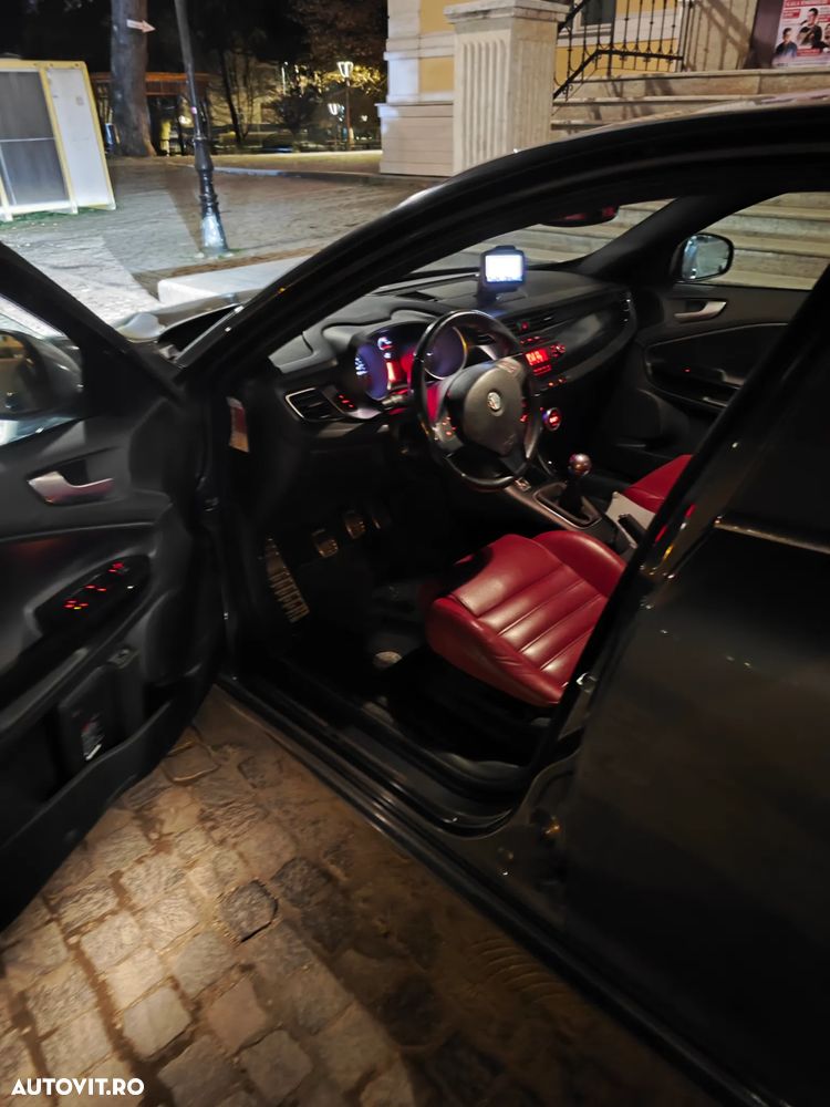 Alfa Romeo Giulietta 1.8 TBi 16V Quadrifoglio Verde - 7