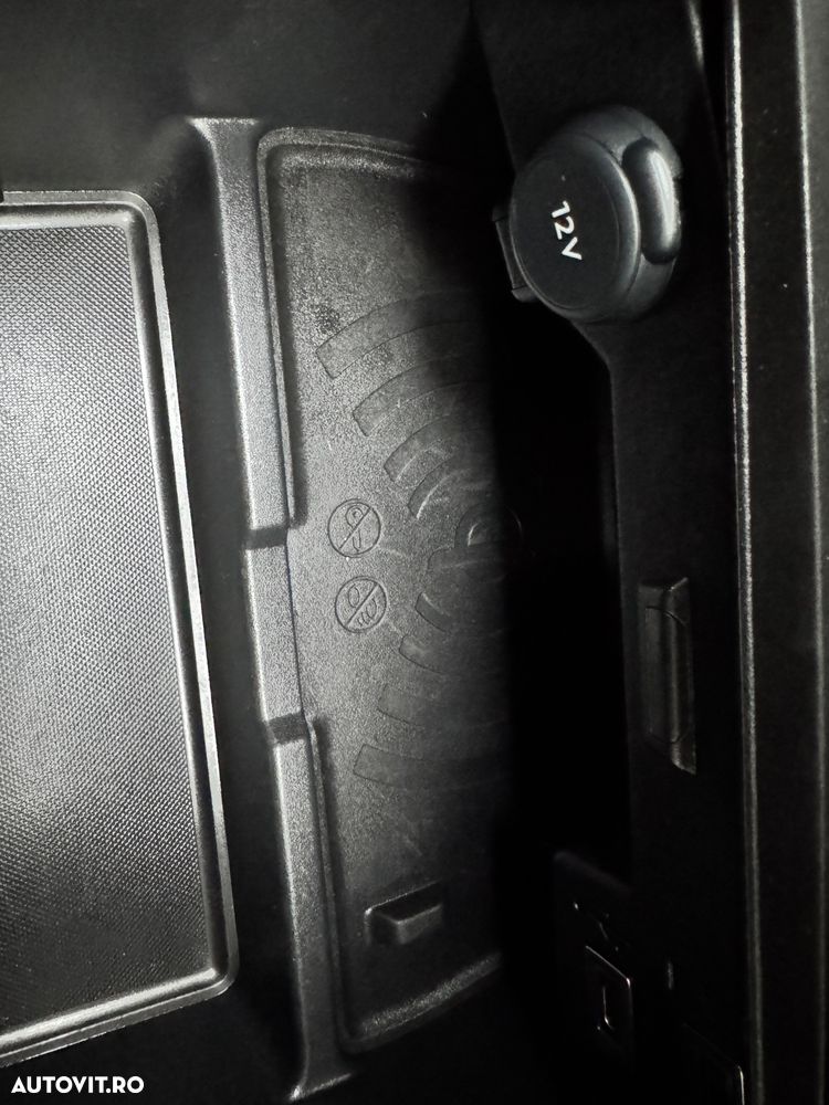 Opel Astra 1.5 D Automatik Business Elegance - 13