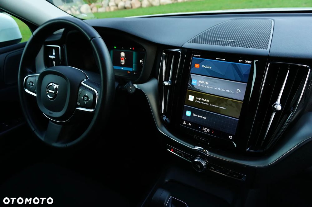Volvo XC 60 B4 B Momentum Pro - 31