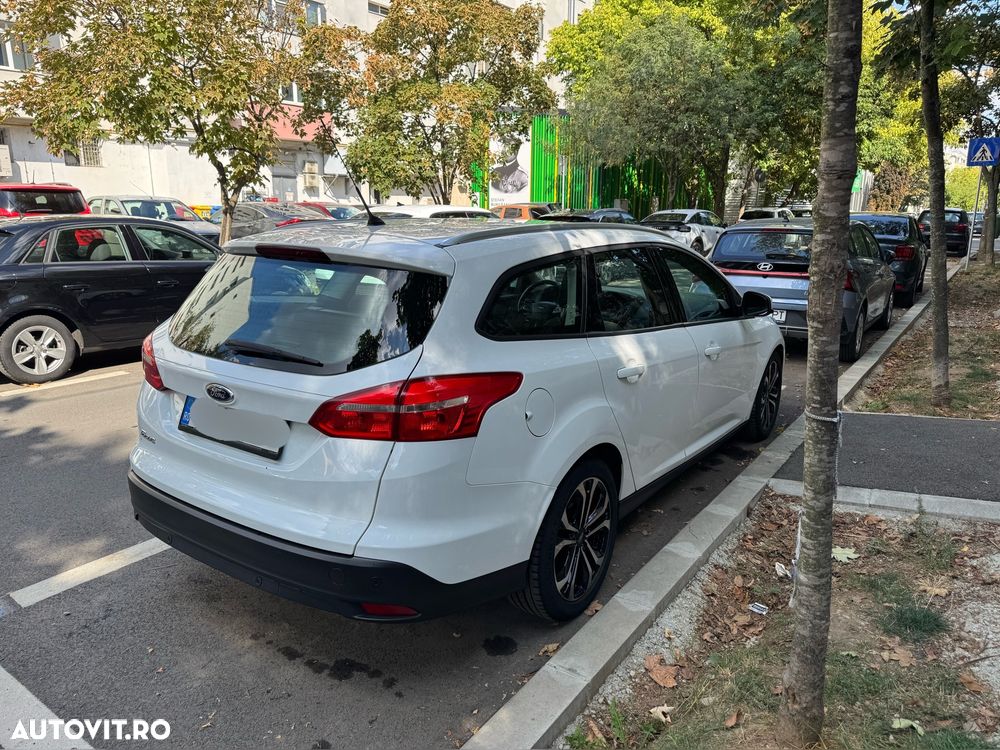 Ford Focus 1.5 TDCi Trend - 6