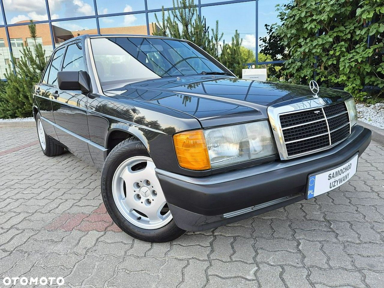 Mercedes-Benz W201 (190) - 17