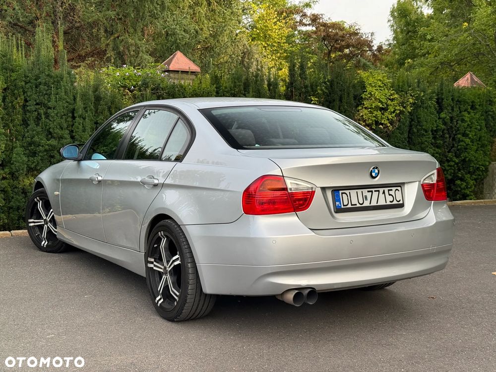 BMW Seria 3 320i - 7
