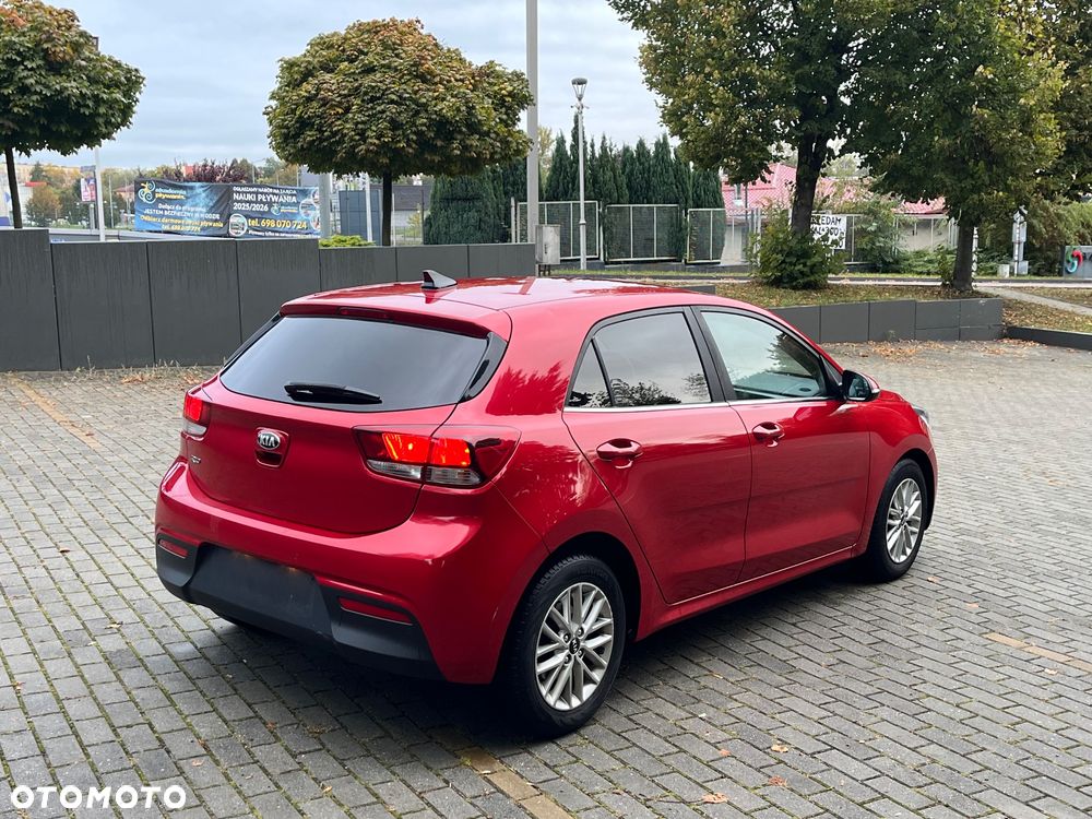 Kia Rio 1.2 Business Line - 4